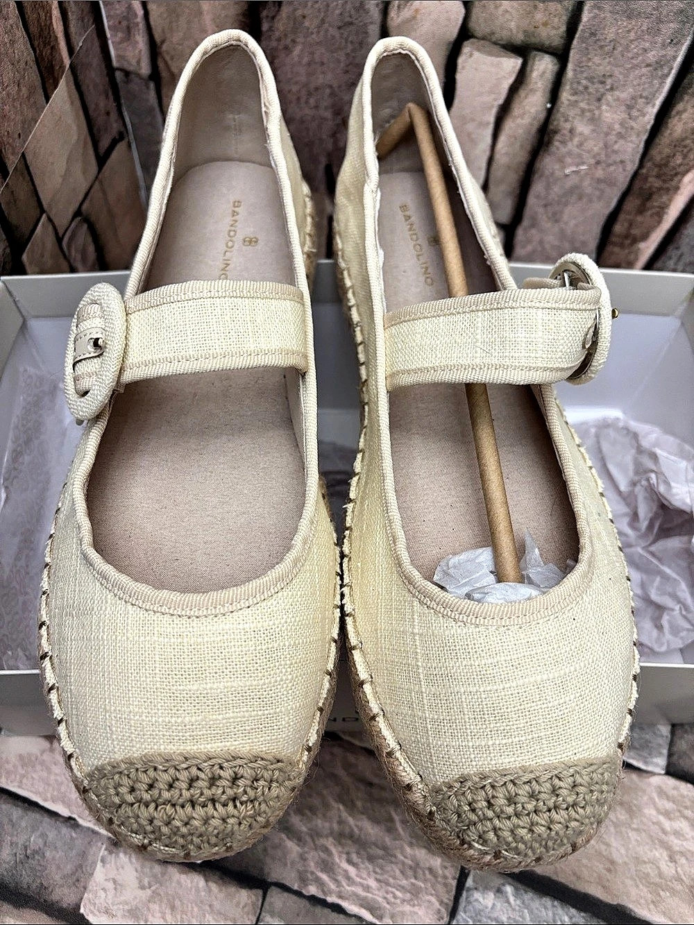 Bandolino Pannnie2 Espadrille Flats in Cream US 10 Like New